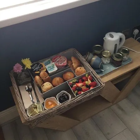 Bed & Breakfast Applelea House *
